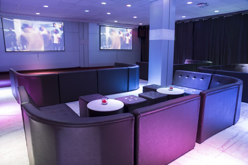 Karaoke Room