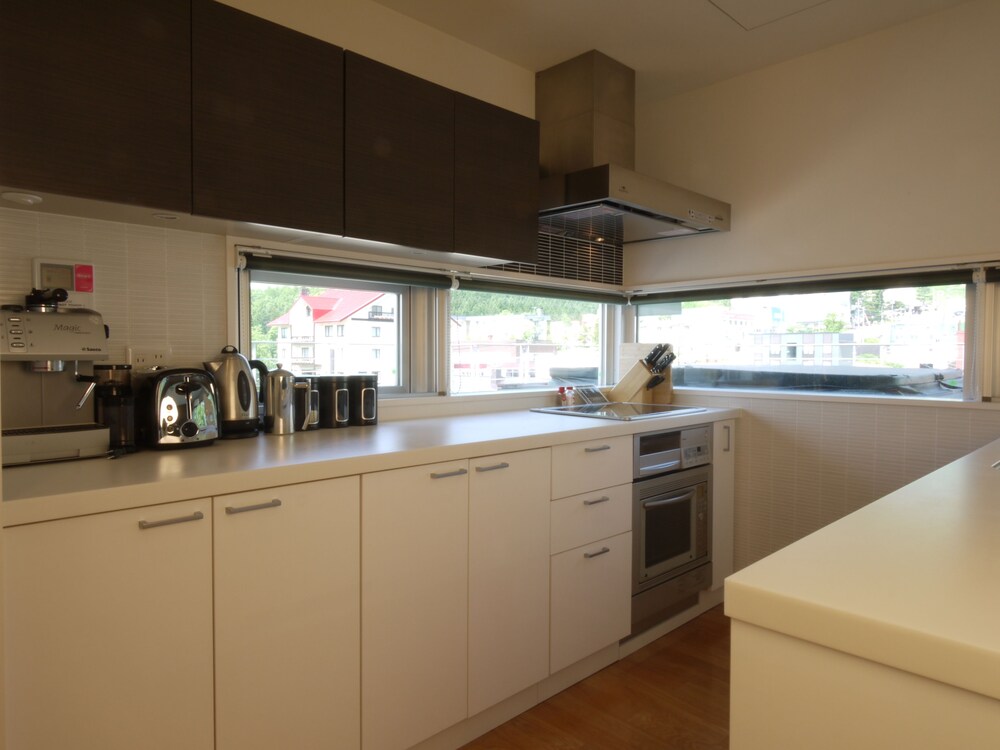 Penthouse 2 Bedrooms - In-Room Kitchen
