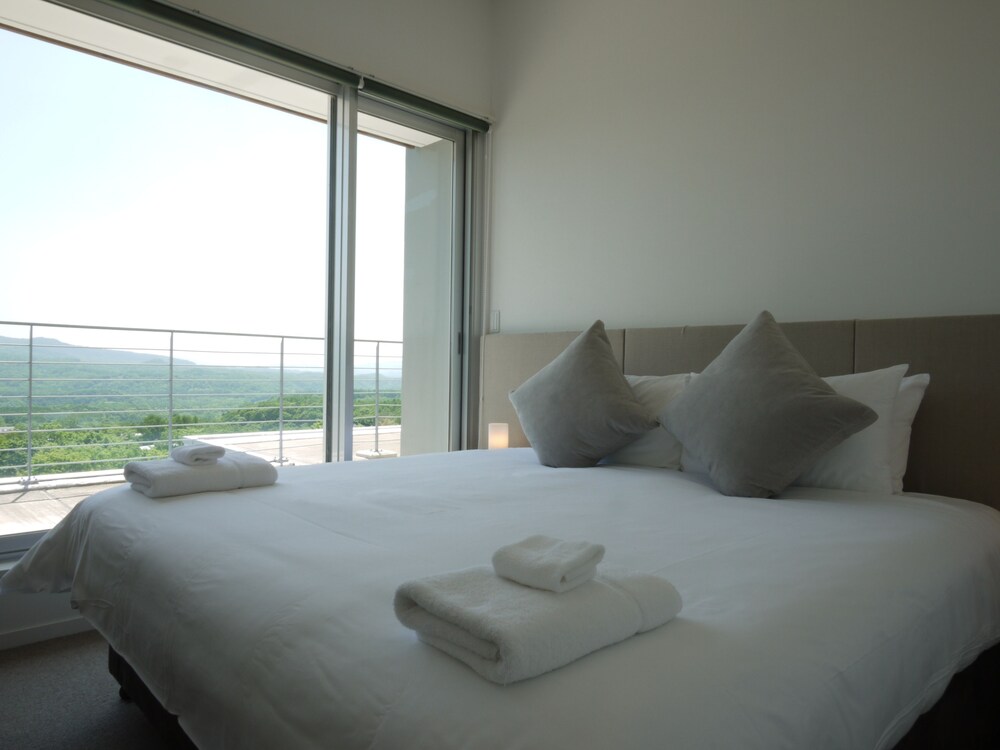 Penthouse 3 Bedroom - Guestroom