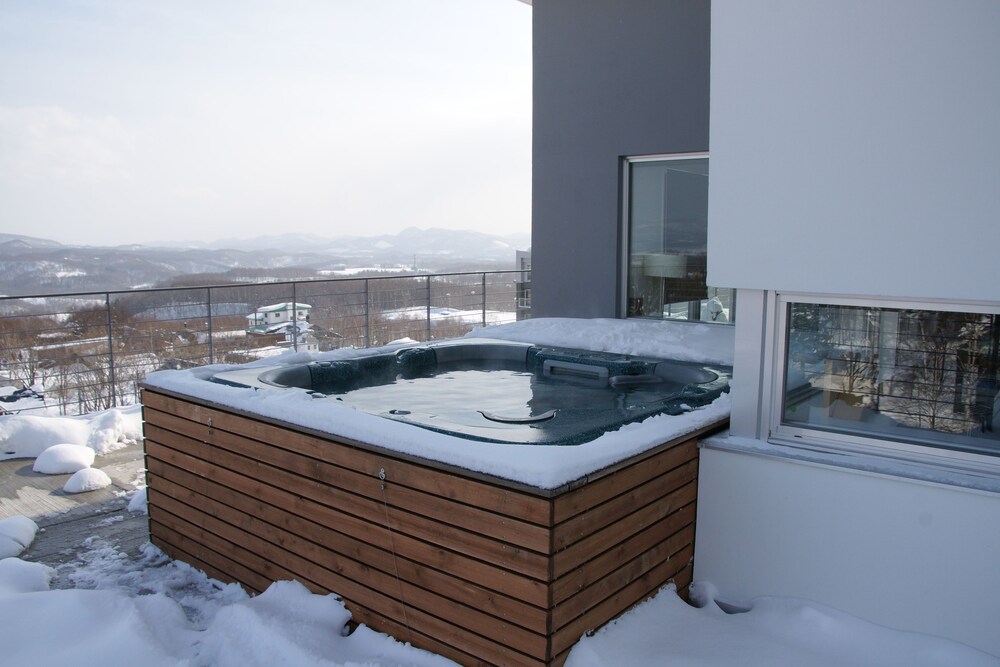 Jetted Tub