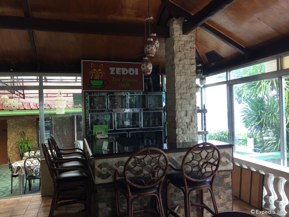 Hotel Bar