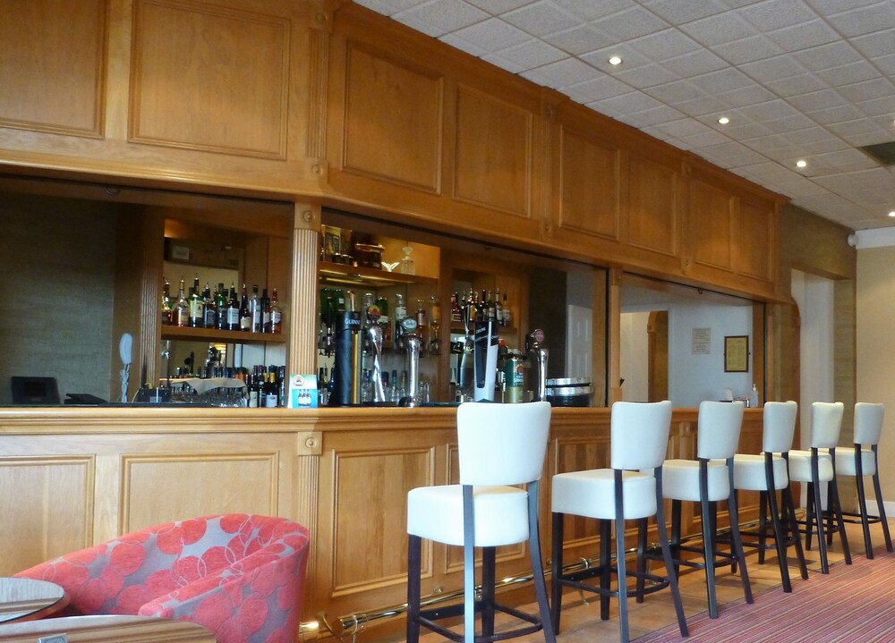 Hotel Bar