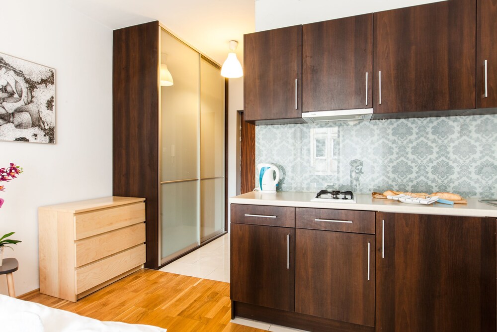 Studio - In-Room Kitchenette