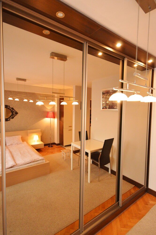 Studio - Guestroom