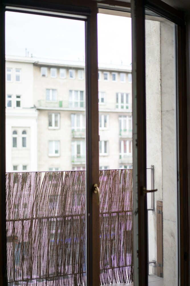 Studio - Guestroom View