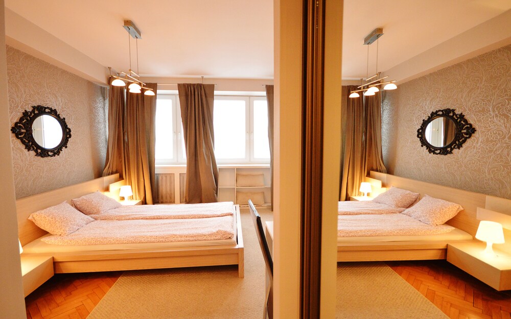 Studio - Guestroom