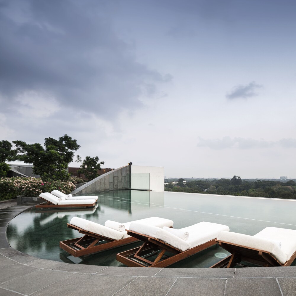 Infinity Pool