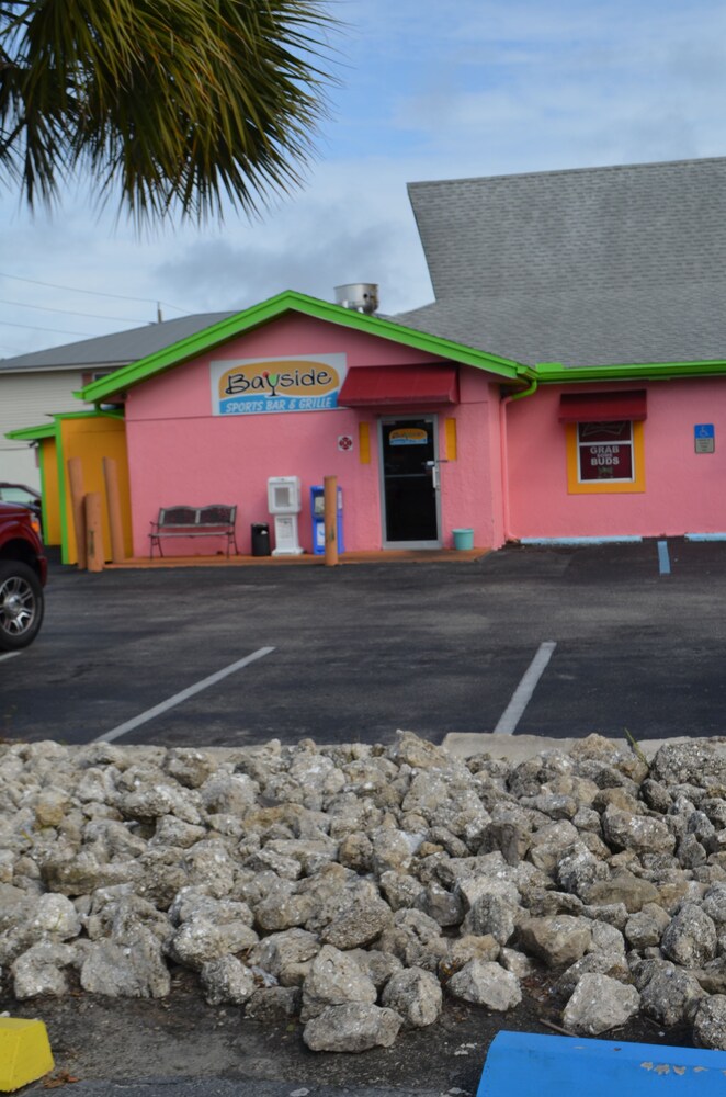Sports Bar
