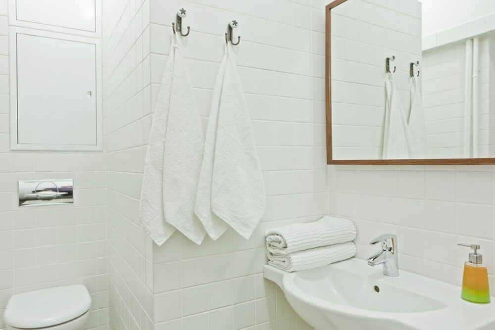Exclusive Apartment, Kitchen (Karla Marksa, 19) - Bathroom