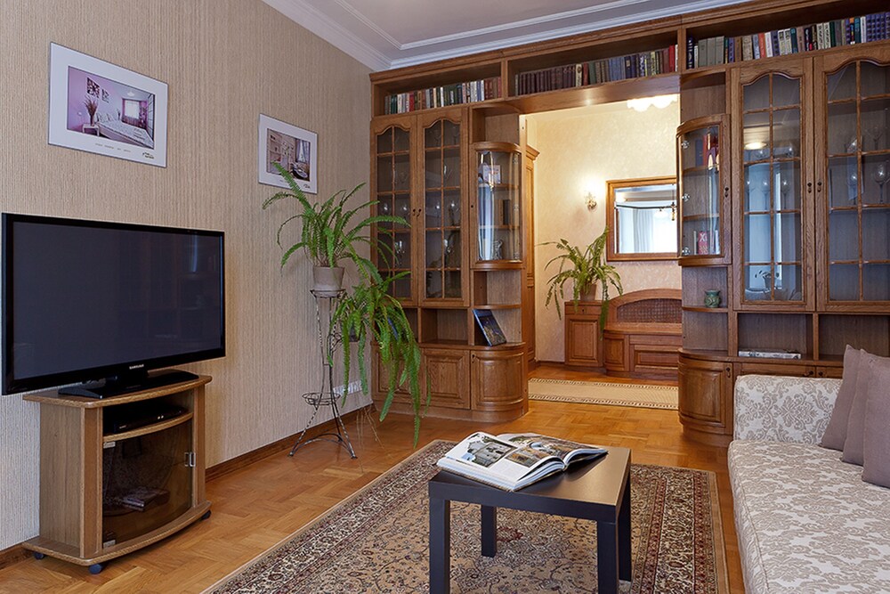 Standard Apartment, 1 Bedroom, Kitchen (Kirova, 4) - Guestroom