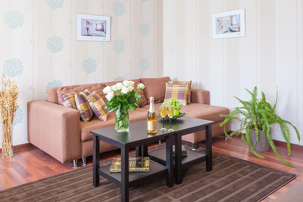 Standard Apartment, 1 Bedroom, Kitchen (Praspiekt Niezalieznasci, 52) - Living Area