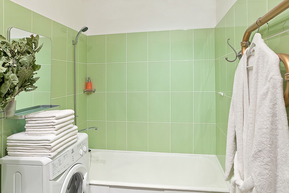 Standard Apartment, Kitchen (Karla Marksa, 21a-2) - Bathroom
