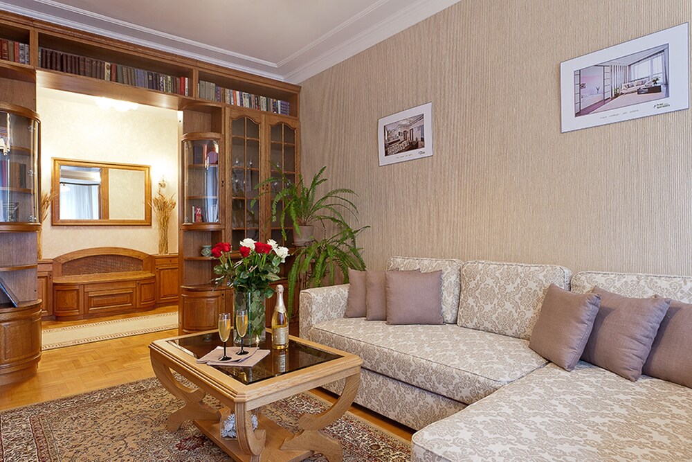 Standard Apartment, 1 Bedroom, Kitchen (Kirova, 4) - Living Room