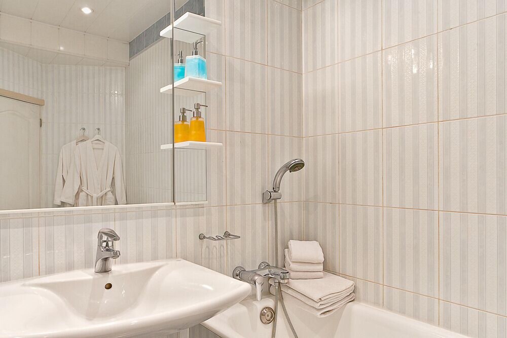 Superior Apartment, Kitchen (Lienina, 5) - Bathroom