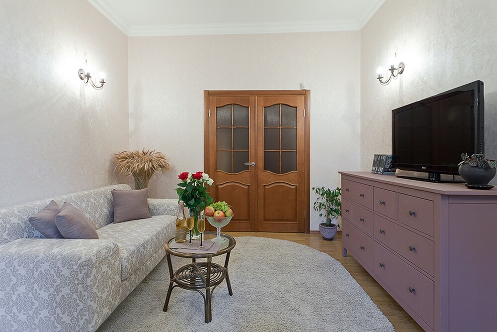 Standard Apartment, 2 Bedrooms, Kitchen (Praspiekt Niezalieznasci, 83) - Living Area