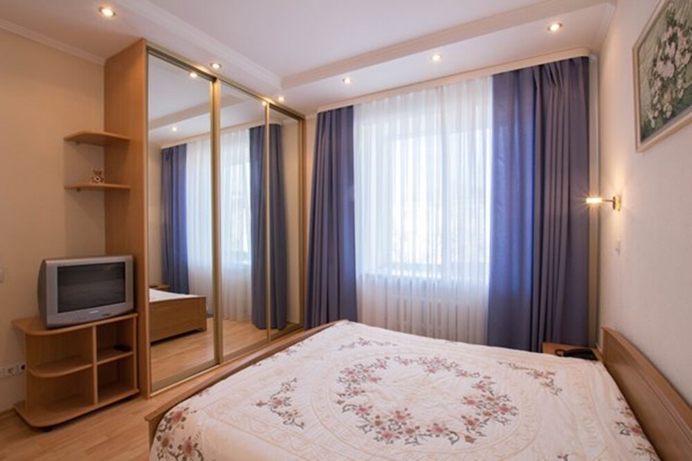 Standard Apartment, 2 Bedrooms, Kitchen (Karla Marksa, 25) - Guestroom
