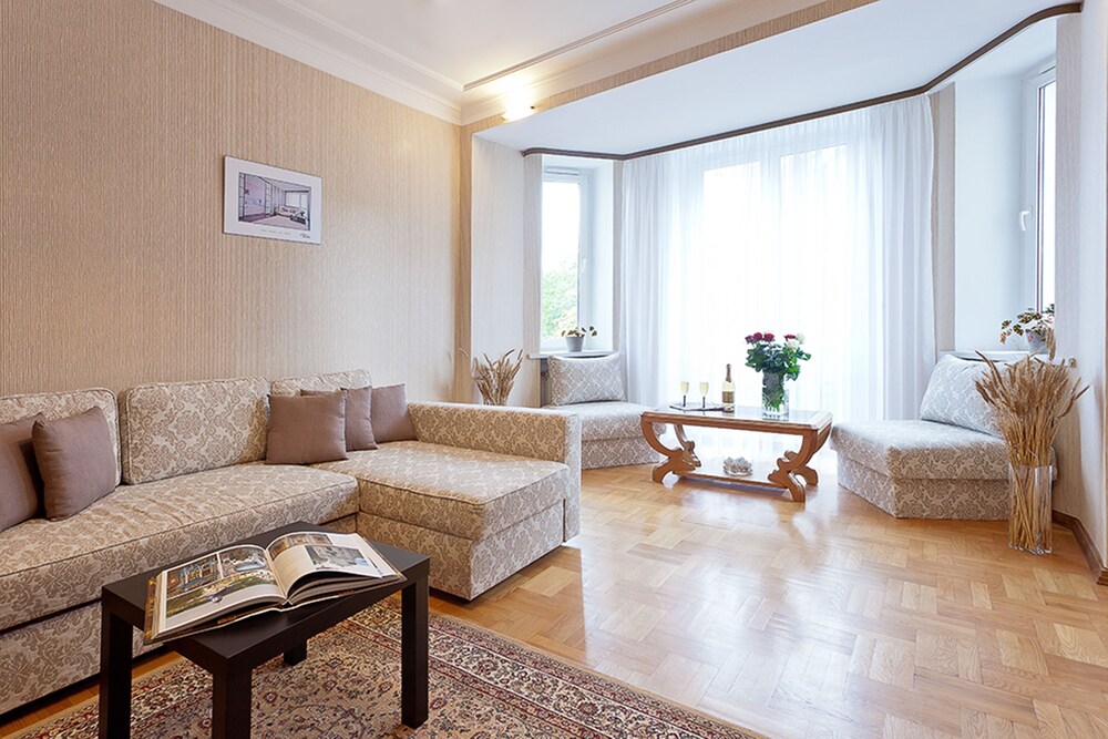 Standard Apartment, 1 Bedroom, Kitchen (Kirova, 4) - Living Area