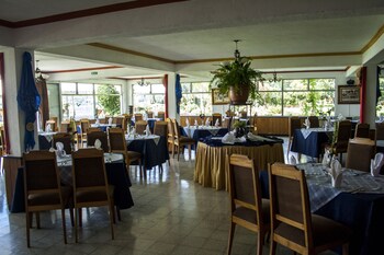 Food Court