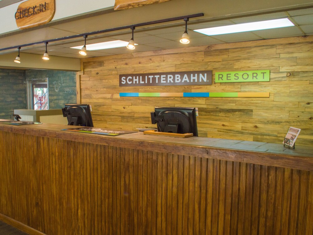 Interior, The Resort at Schlitterbahn