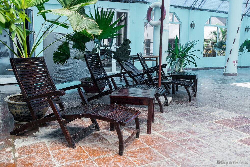 Sundeck
