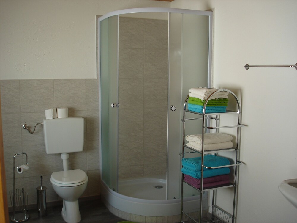 Family Apartment, Balcony, Mountain View (Apartment 2) - Bathroom