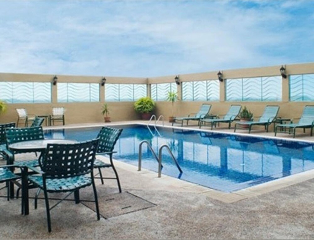 Piscine sur le toit