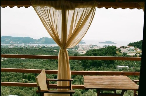 Studio - Balcony