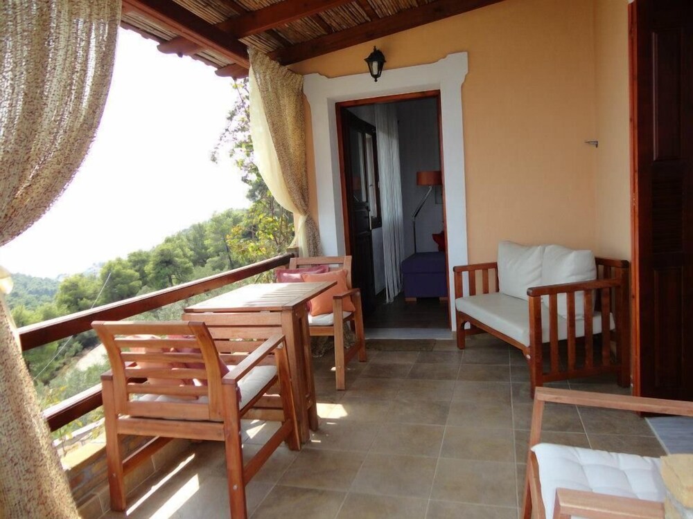 Suite, 1 Bedroom - Balcony