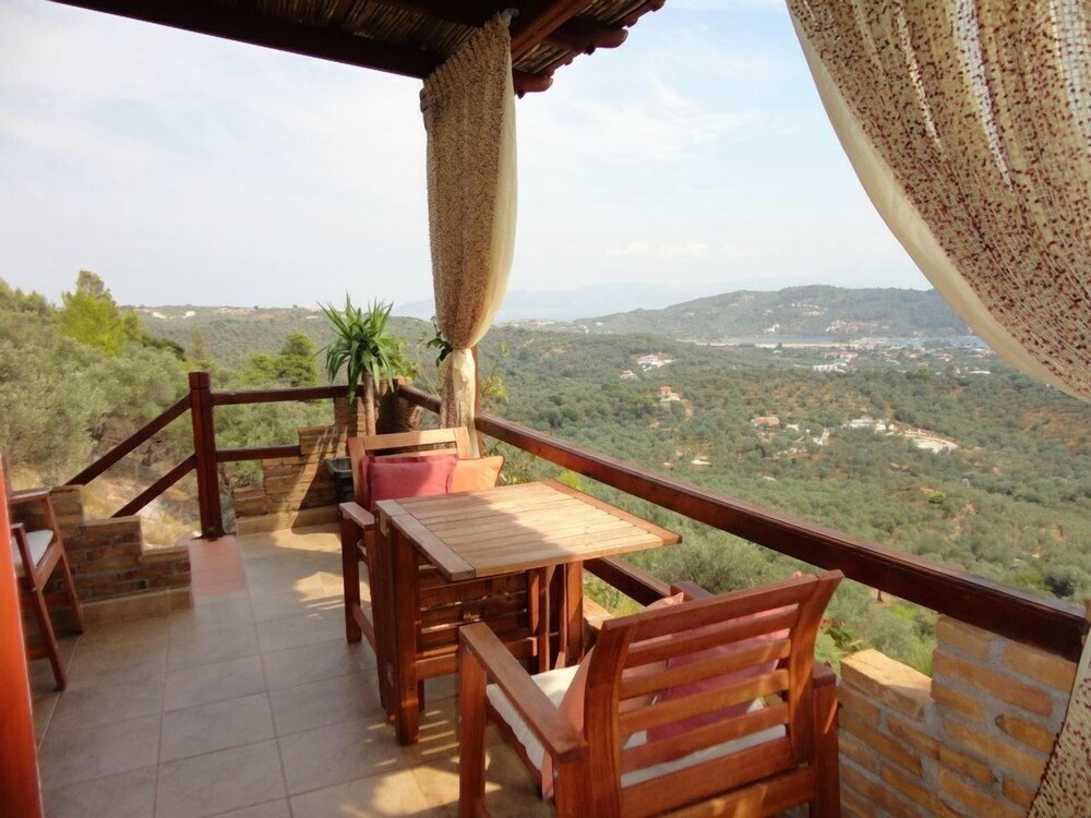 Suite, 1 Bedroom - Balcony
