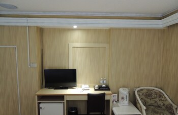 In-Room Business Center
