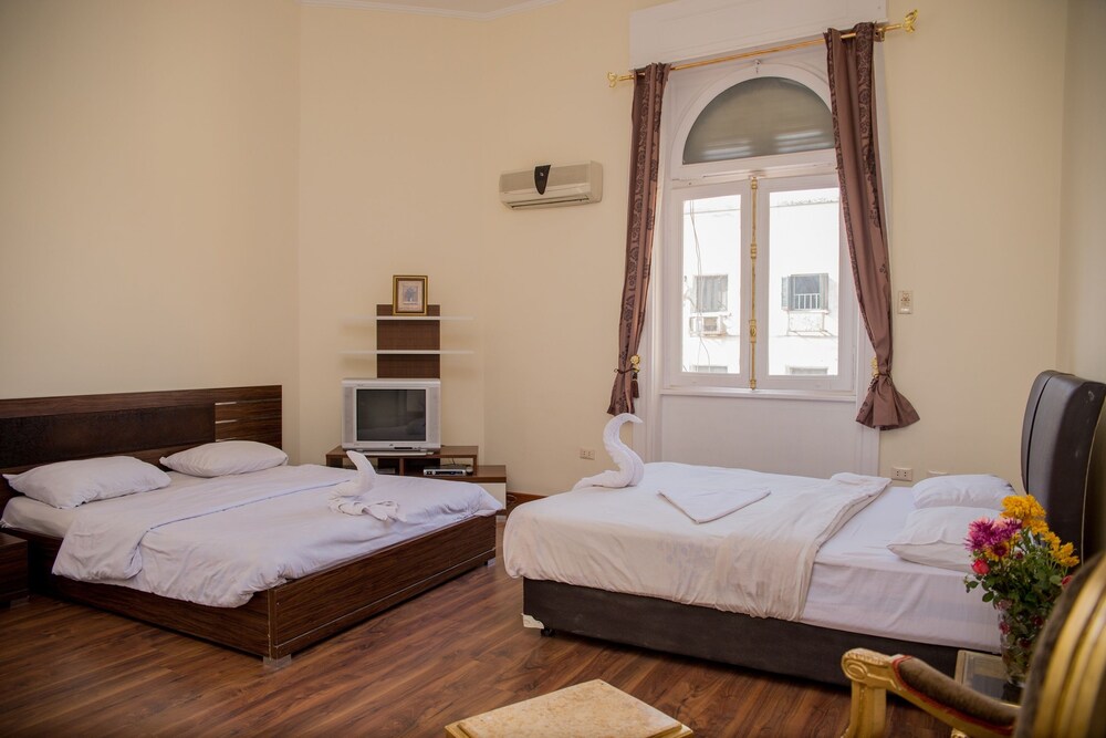 Guestroom