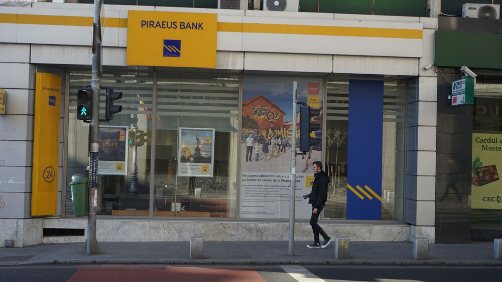 ATM/Banking On site