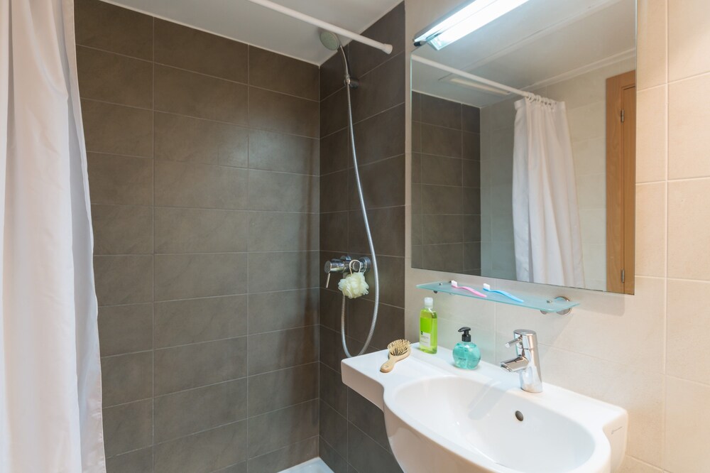 Apartment, 3 Bedrooms - Bathroom