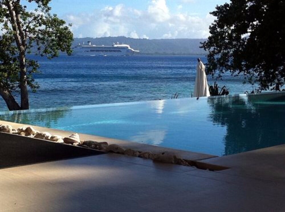 Infinity Pool