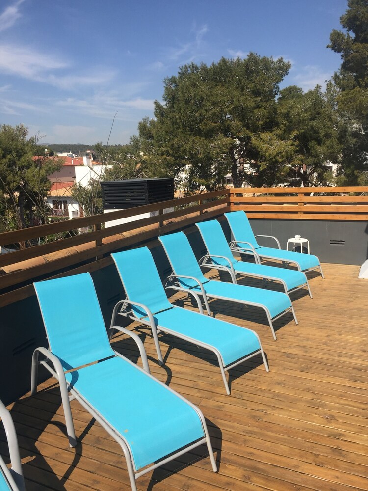 Sundeck