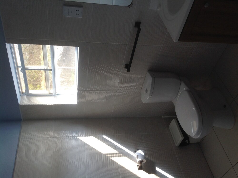 Superior Apartment, 1 Bedroom, Kitchen, Ocean View - Bathroom
