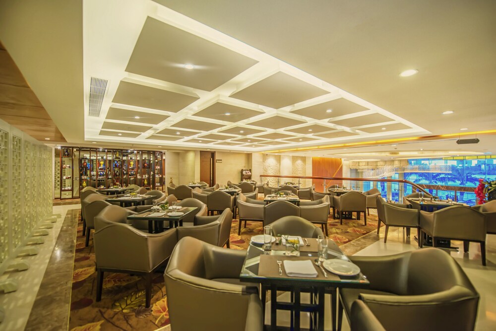 Hotel Lounge