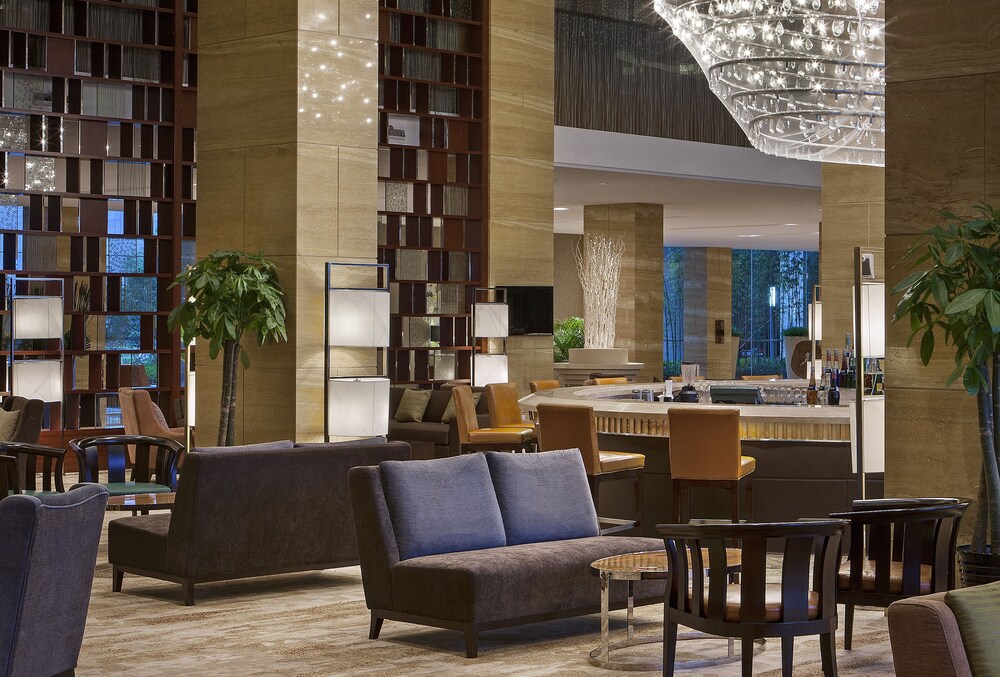 Hotel Lounge