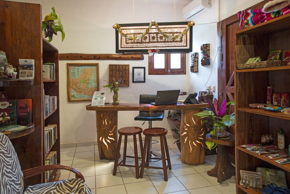 Check-in/Check-out Kiosk