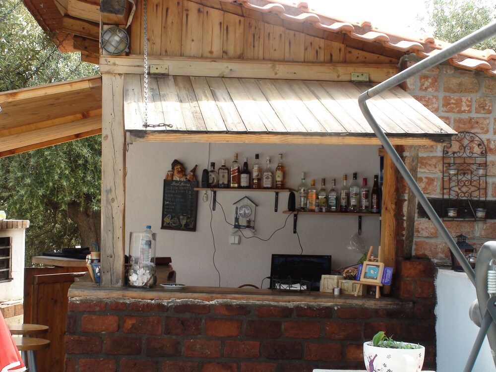 Hotel Bar