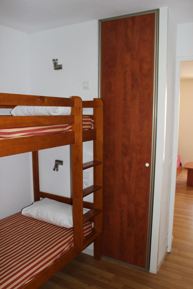 Studio for 4 person - Childrens Theme Room