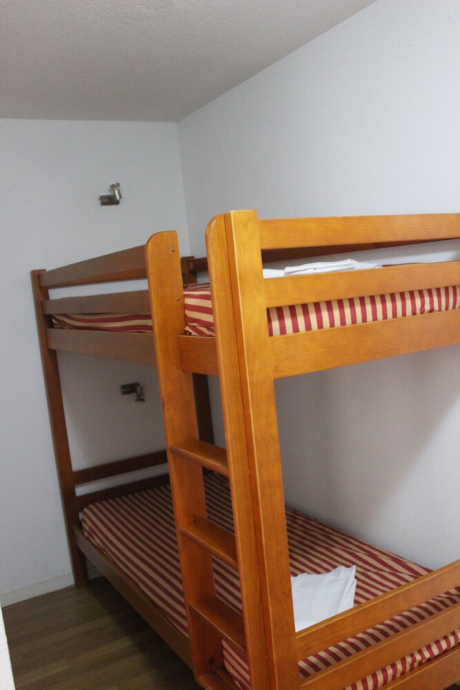 1 bedroom for 6 person - Childrens Theme Room