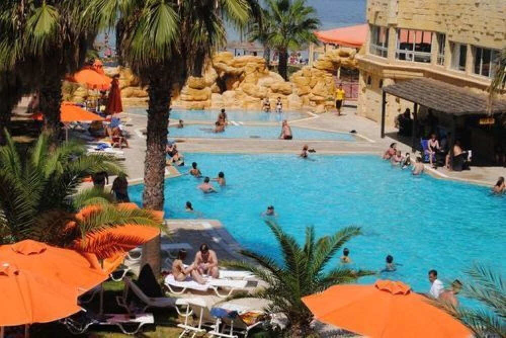 Piscina all'aperto