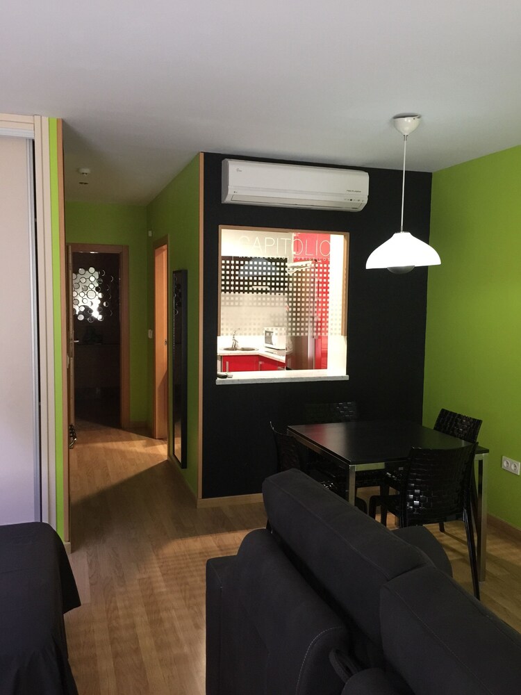 Quadruple Room - Living Area