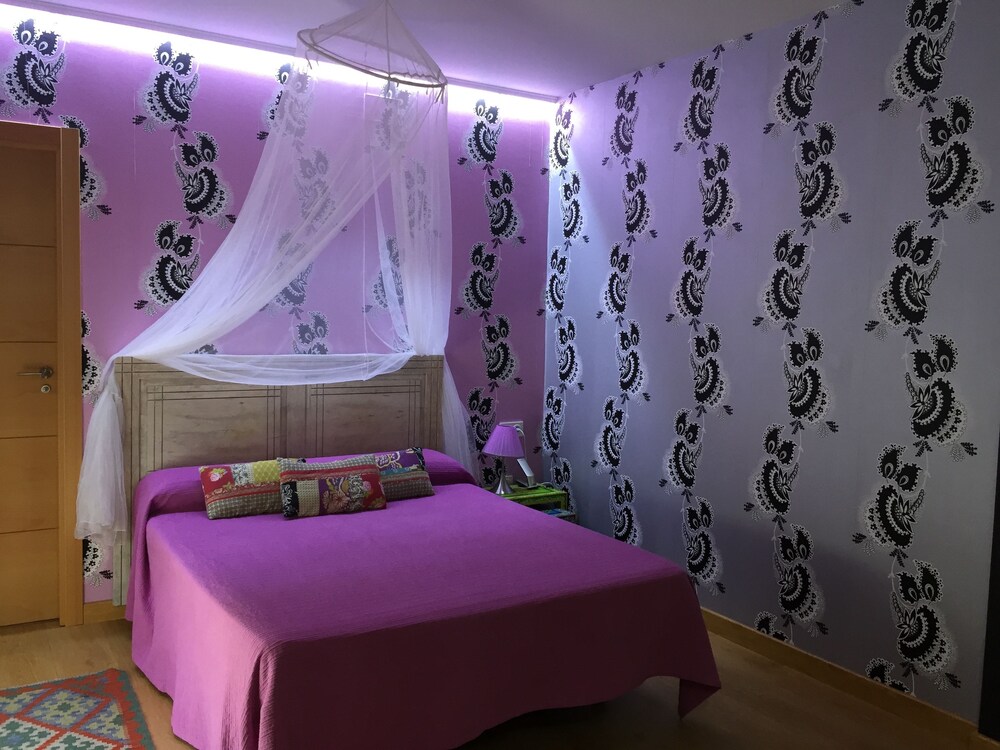 Single Room - Guestroom