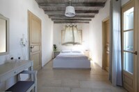 Single Room, Garden View