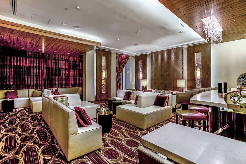 Hotel Lounge