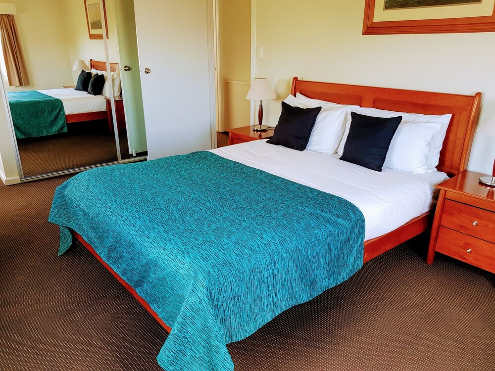 Superior Two Bedroom Apartment - Harbour View - Guestroom
