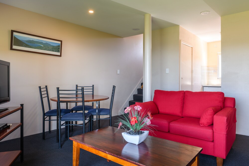 Standard Two Bedroom Apartment - Harbour View - Guestroom