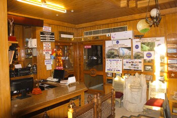 Hotel Bar